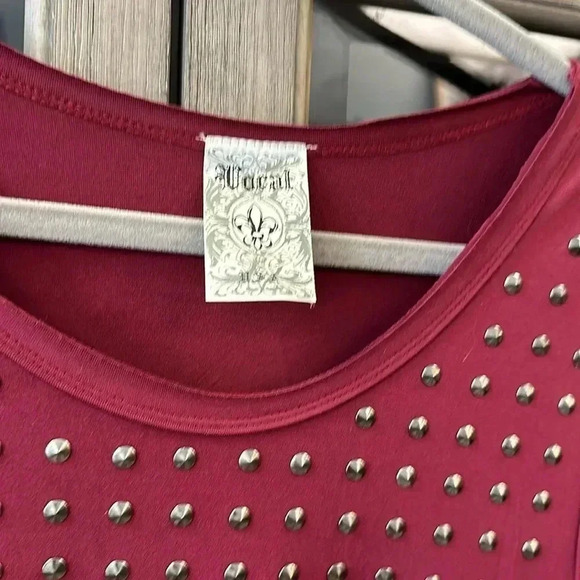 VOCAL SLEEVLESS TANK WITH STUDS SIZE XL - Picture 3 of 4